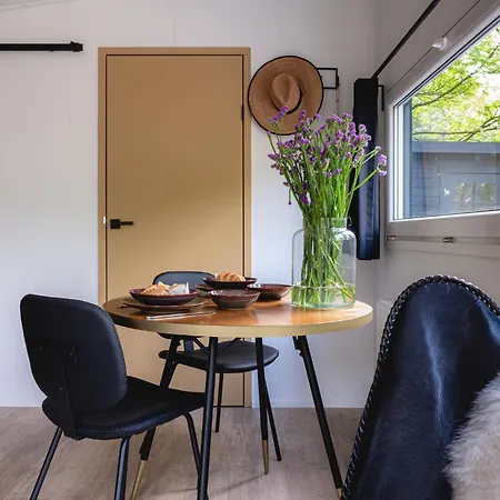 Alojamento de Turismo Selvagem Tiny Damhert Veluwe Retreat